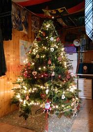 Albero di natale 2.2mt,decorazioni,proiettore,ecc