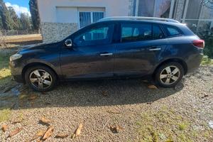 Renault megane 3  270000km 1.5 diesel. Prezzo 1500