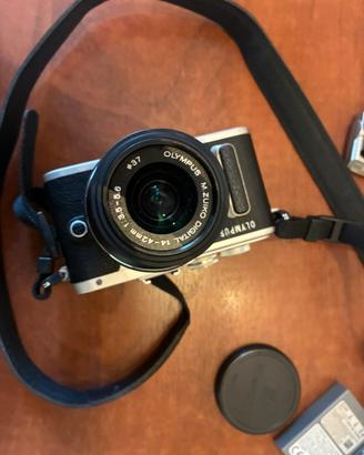 Olympus PEN E PL 8, nuova