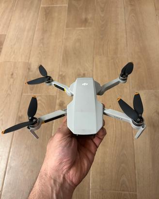Drone dji mini 2 combo
