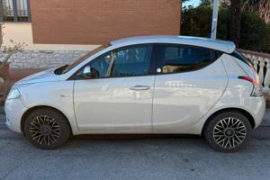 Lancia Ypsilon Mya