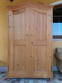 MOBILI ANTICHI IN LEGNO MASSELLO