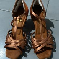 Nuovissime scarpe latino