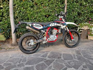 SWM RS125 R