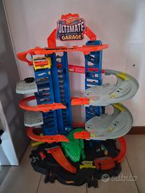 ultimate garage Hot Wheels