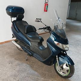 Burgman 250 Burgman 400 Del 2001 Suzuki Burgman 250 2001 Moto E