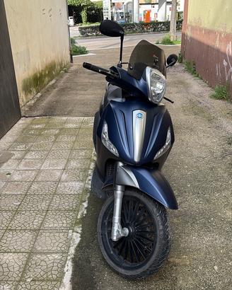 Piaggio Beverly 300