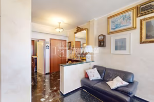 AMPIO E LUMINOSO QUADRILOCALE CON DOPPIO BALCONE!