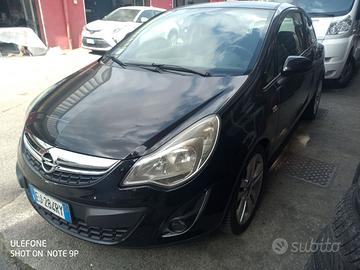 Opel Corsa 2011 - 6 marce - 95 CV