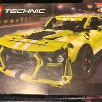Lego Technics 42138 Ford Mustang Shelby GT500