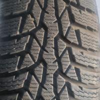 gomme  4 invernali usate pochissimo 165/70r14