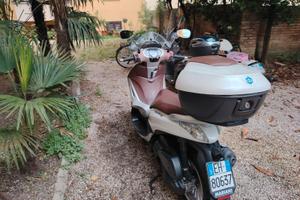 Scooter Bevery