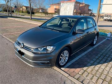 Golf 7.5 1.5 TGI DSG Business – 44.000 km