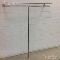 Mensole in acciaio con ripiani n cristallo