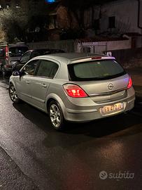 Opel Astra 1.9 CDTI