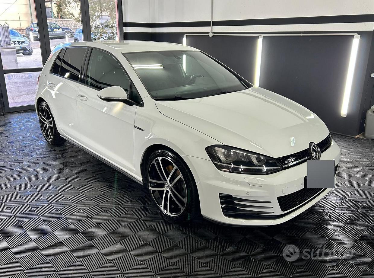 VOLKSWAGEN Golf 7ª serie