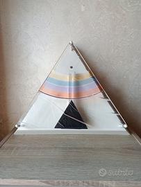 Applique triangolare design anni 80 