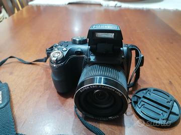 Macchina fotografica  FUJIFILM FinePix S3300