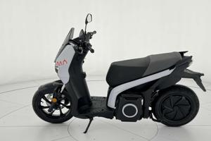 SEAT MO e-scooter 125