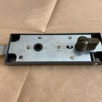 Serratura Ballan per basculante garage