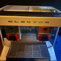 Macchina del caffe a capsule professionale