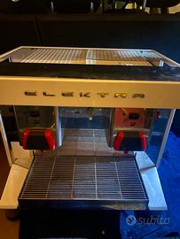 Macchina del caffe a capsule professionale