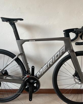 Bici da corsa in carbonio Merida Reacto