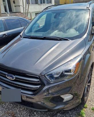 Ford Kuga ST Line - 4WD 2000cc 150cv