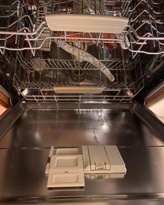 Lavastoviglie Hotpoint