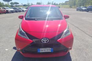 Toyota Aygo 1.0 VVT-i 69 CV 5 porte x-play
