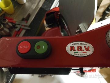 Affettatrice RGV 25 Red professionale monofase