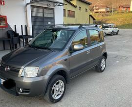 Fiat Panda 4x4 mjt 1.3 16v climbing