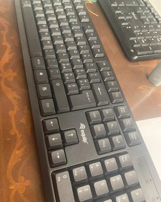 Tastiera pc wireless