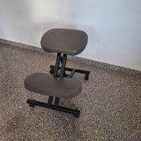 Sgabelli ergonomici regolabili con rotelle