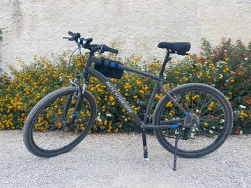 Bicicletta Rockrider di Decathlon