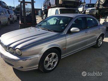Ricambi Jaguar XType 4WD 3.0 benz 230cv del 2001