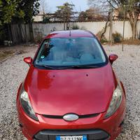 FORD Fiesta 6ª serie - 2010