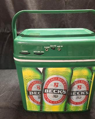 Mini frigo della Becks con radio incorporata