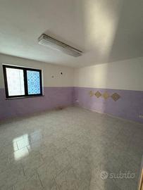 Immobile di 110 m² con 4 locali a Casandrino