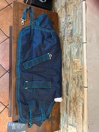 coperta invernale imbottita per pony in paddock