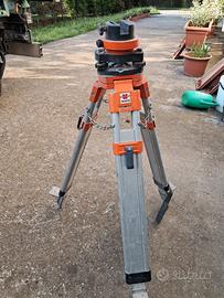 cavalletto per livella laser