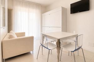 Nuovo 4 posti letto jesolo lido centro