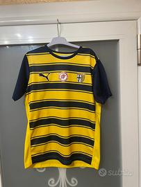 Divisa parma calcio sacra famiglia Sassari