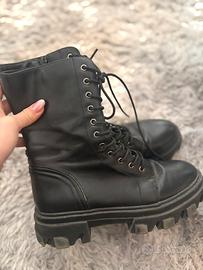 Stivaletti di pelle con pelo all’interno