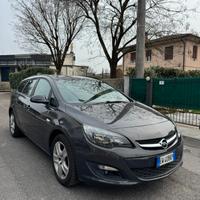 Opel Astra 1.7 CDTI 110CV Sports Tourer Cosmo