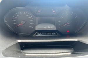Furgone Peugeot Partner passo lungo