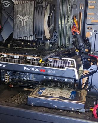 PC gaming fascia media/alta con monitor 32 pollici