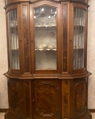 Credenza a vetrina doppio corpo
