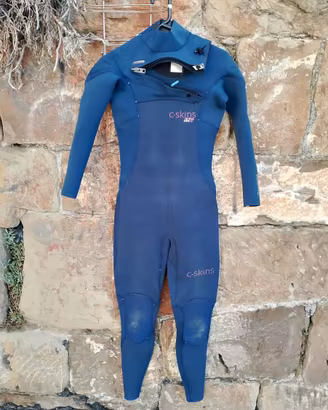 muta da surf da donna taglia 6
