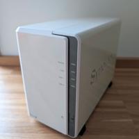 Synology DiskStation DS215j Nas + Hard Disk 2TB